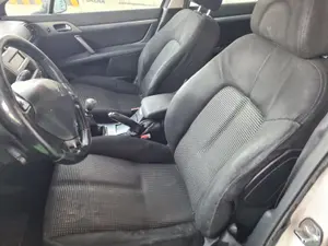 PEUGEOT 407 foto 5