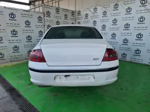 PEUGEOT 407 foto 6