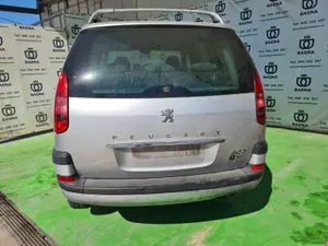 PEUGEOT 807 foto 3