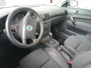 SKODA SUPERB (3U4) foto 2