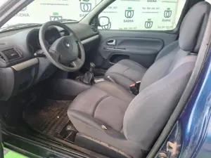 RENAULT CLIO II FASE II (B/CB0) foto 2