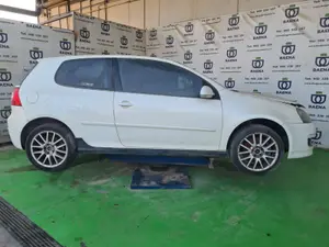 VOLKSWAGEN GOLF V (1K1)(10.2003) foto 6