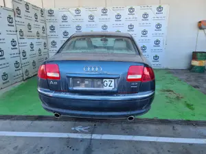 AUDI A8 (4E) foto 4