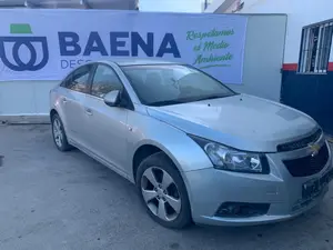 CHEVROLET CRUZE foto 1