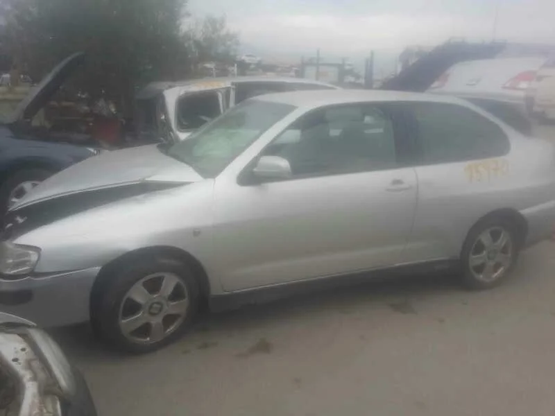 SEAT CORDOBA BERLINA (6K2)