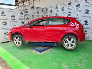 SEAT LEON (1P1) foto 3