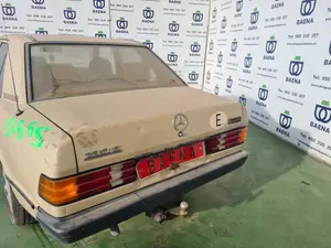 MERCEDES-BENZ 190 (BM 201) foto 2