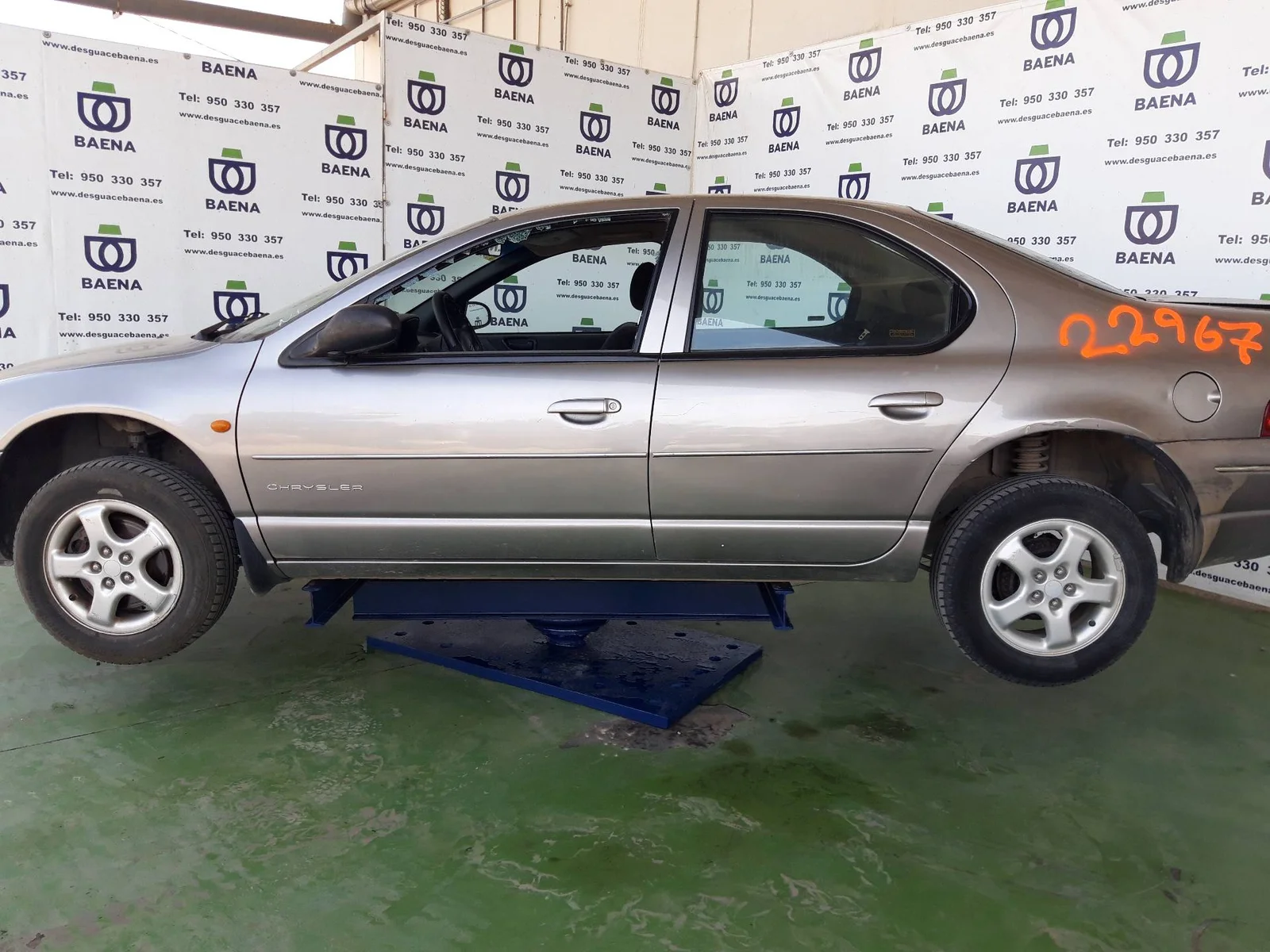CHRYSLER STRATUS JA BERLINA