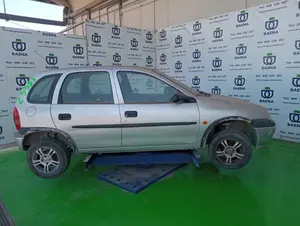 OPEL CORSA C foto 2