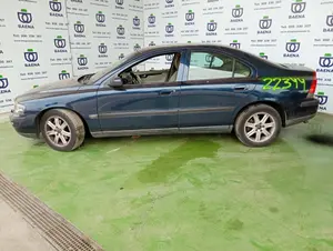 VOLVO S60 BERLINA foto 1