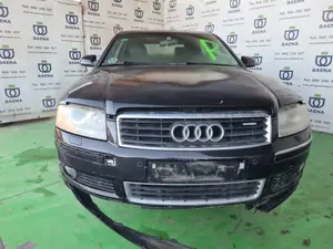AUDI A8 (4E) foto 1