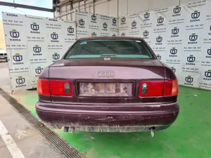 AUDI A8 (D2) foto 3