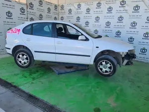 SEAT LEON (1M1) foto 3