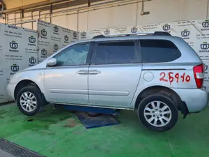 KIA CARNIVAL foto 6
