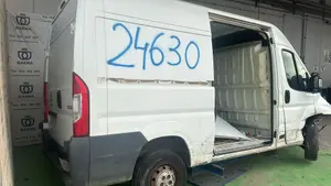 PEUGEOT BOXER CAJA CERRADA foto 3