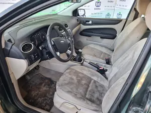 FORD FOCUS BERLINA (CAP) foto 2