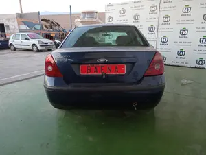 FORD MONDEO BERLINA (GE) foto 3