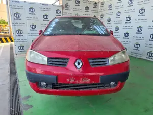 RENAULT MEGANE II BERLINA 5P foto 1