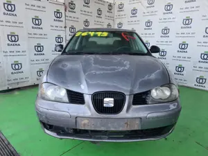 SEAT IBIZA (6L1) foto 1