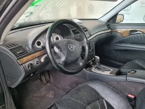 MERCEDES-BENZ CLASE E (BM 211) BERLINA foto 2