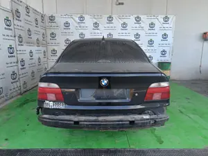 BMW SERIE 5 BERLINA (E39) foto 5