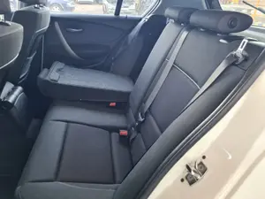BMW SERIE 1 BERLINA (E81/E87) foto 5