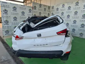SEAT ARONA (KJ) foto 3