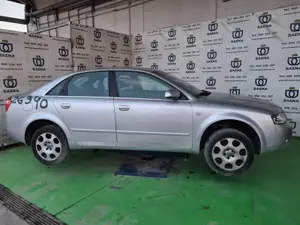 AUDI A4 BERLINA (8E) foto 5