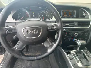 AUDI A4 BERLINA (8K2) foto 2