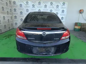 OPEL INSIGNIA BERLINA foto 3