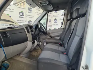 VOLKSWAGEN CRAFTER FURGÓN (2E) foto 4