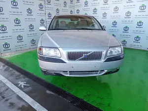 VOLVO S80 BERLINA foto 3