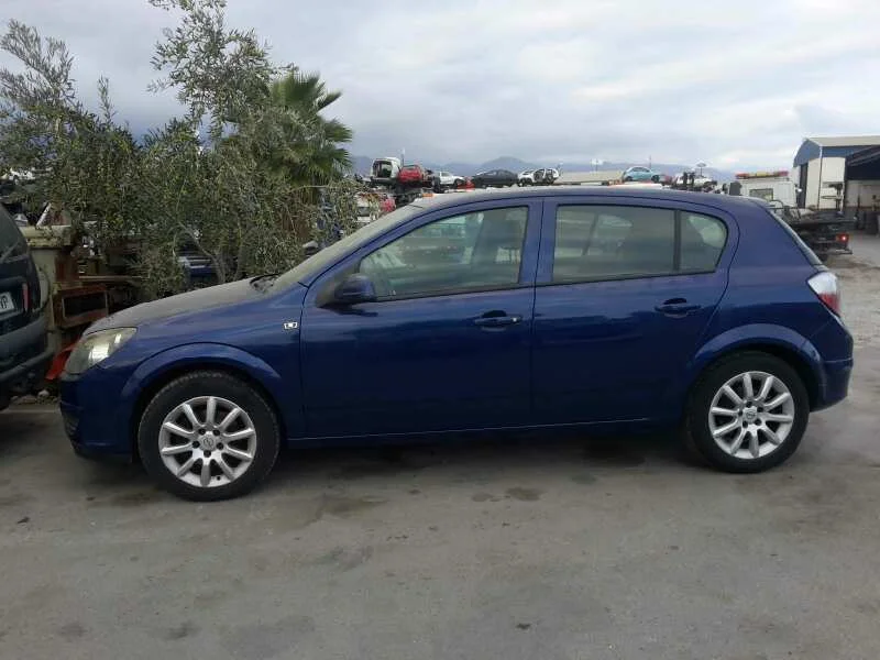 OPEL ASTRA H BERLINA