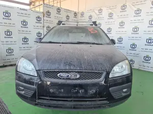 FORD FOCUS BERLINA (CB4) foto 1