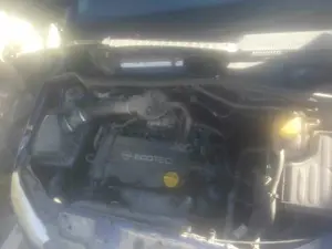 OPEL CORSA C foto 2
