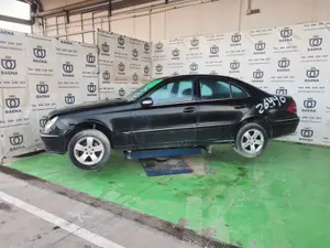 MERCEDES-BENZ CLASE E (BM 211) BERLINA foto 6