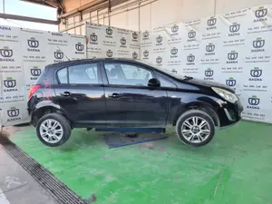 OPEL CORSA D foto 5