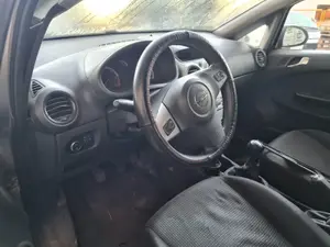OPEL CORSA D foto 2