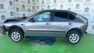 SEAT LEON (1M1) foto 4