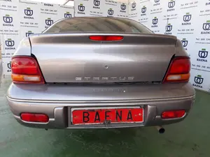 CHRYSLER STRATUS JA BERLINA foto 3