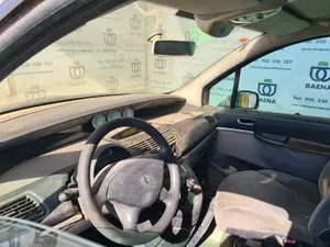 PEUGEOT 807 foto 4