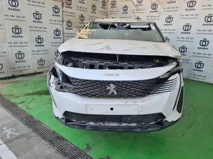 PEUGEOT 3008 foto 1