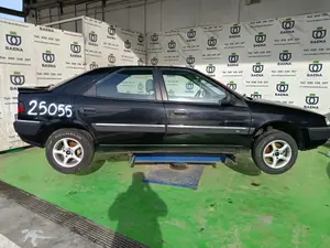 CITROEN XANTIA BERLINA foto 6