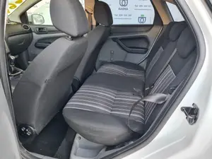 FORD FOCUS BERLINA (CAP) foto 5