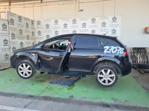SEAT LEON (1P1) foto 4