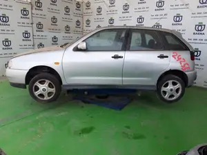 SEAT IBIZA (6K1) foto 3