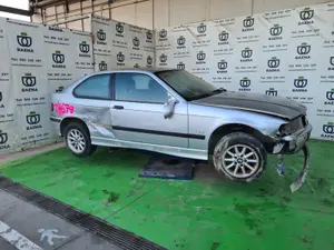 BMW SERIE 3 COMPACTO (E36) foto 4
