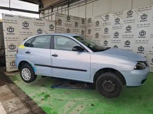 SEAT IBIZA (6L1) foto 5