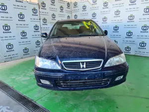 HONDA ACCORD BERLINA (CG7-9/CH1-7) foto 1