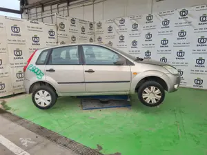 FORD FIESTA (CBK) foto 7